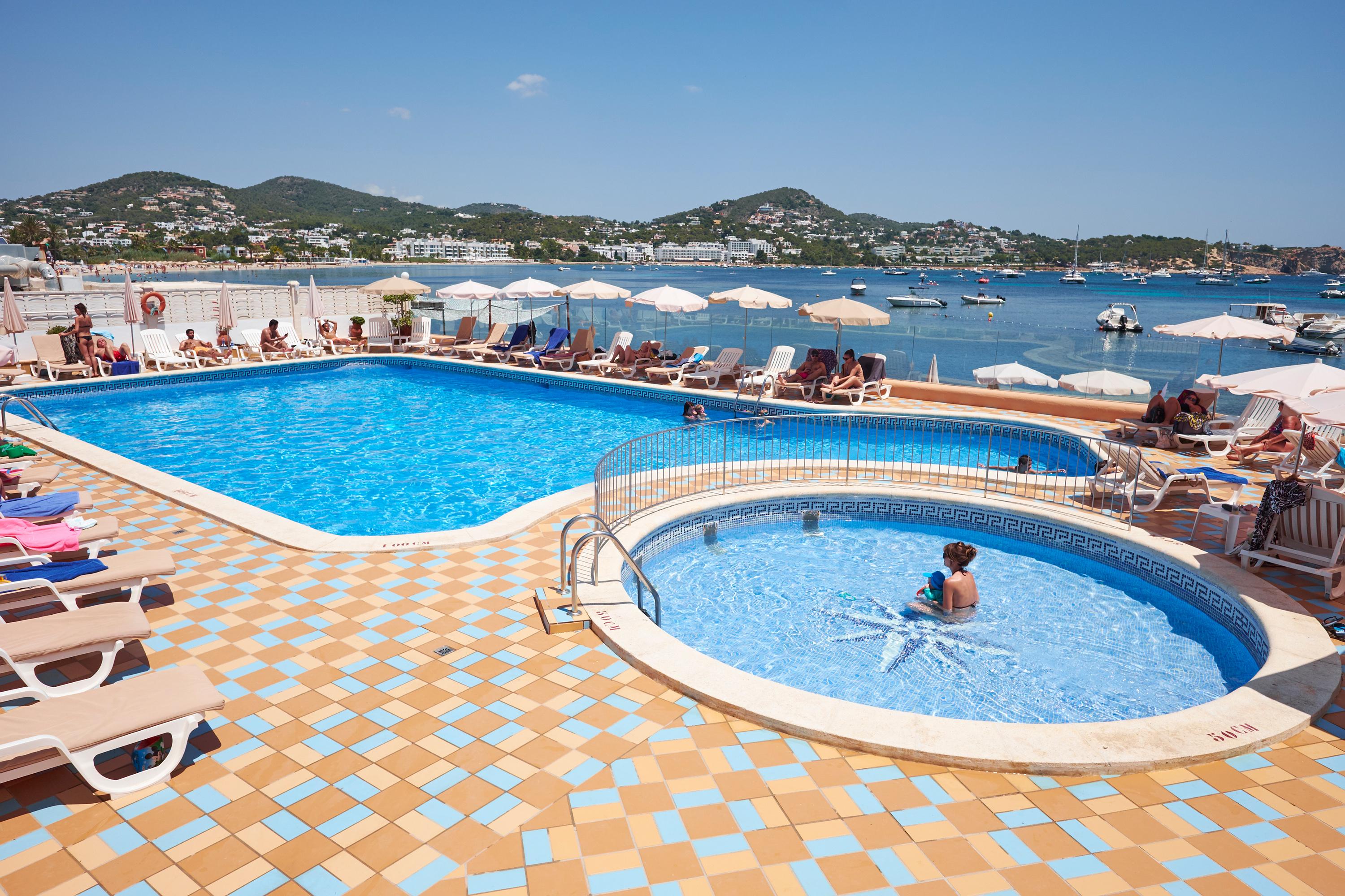 Hotel Argos Ibiza Таламанка Экстерьер фото