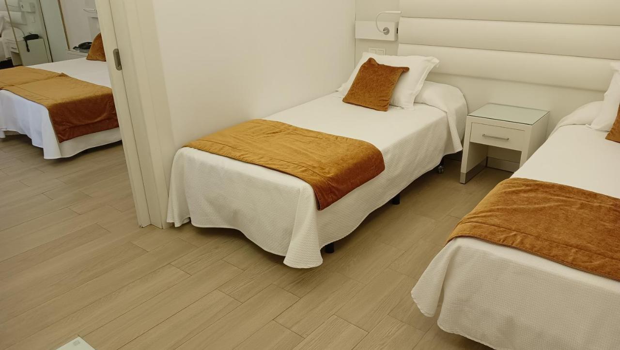 Hotel Argos Ibiza Таламанка Экстерьер фото