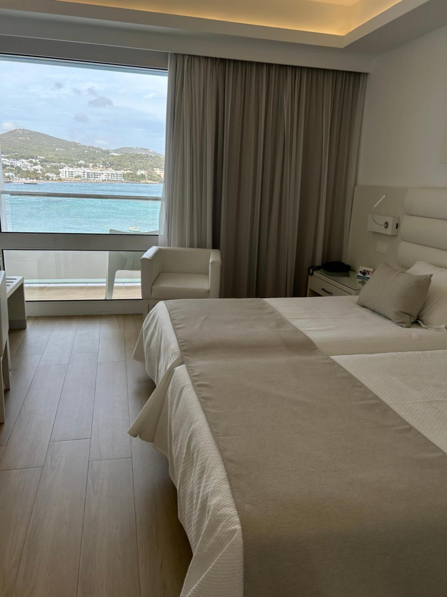 Hotel Argos Ibiza Таламанка Экстерьер фото